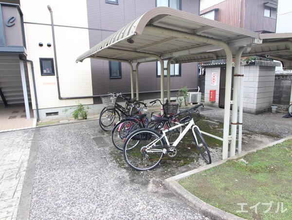 駐輪場