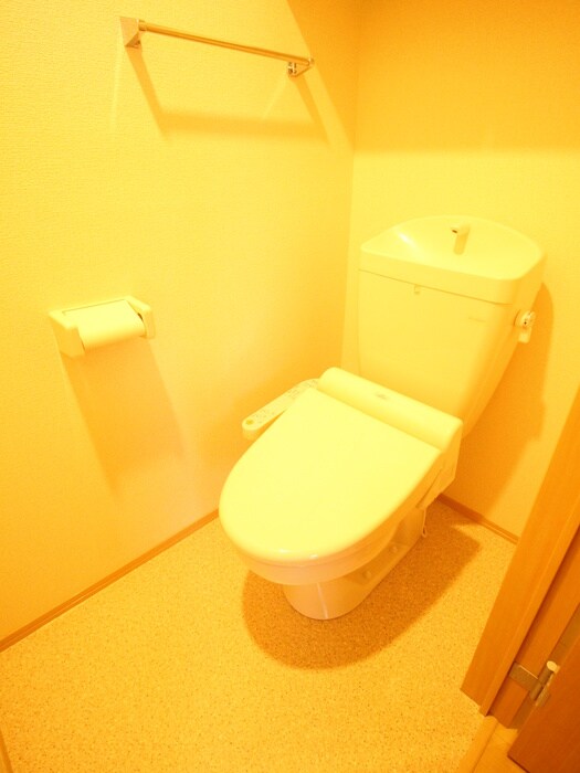 物件内観写真11　(トイレ)