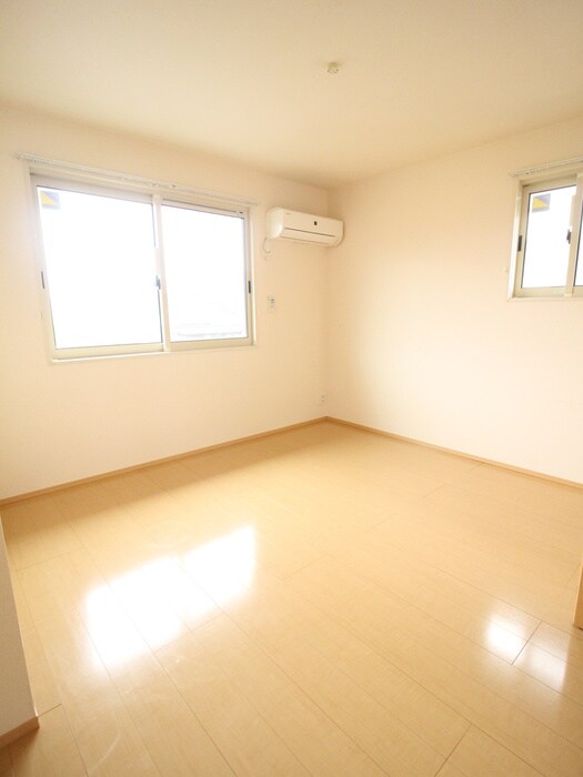 物件内観写真15　(居室)