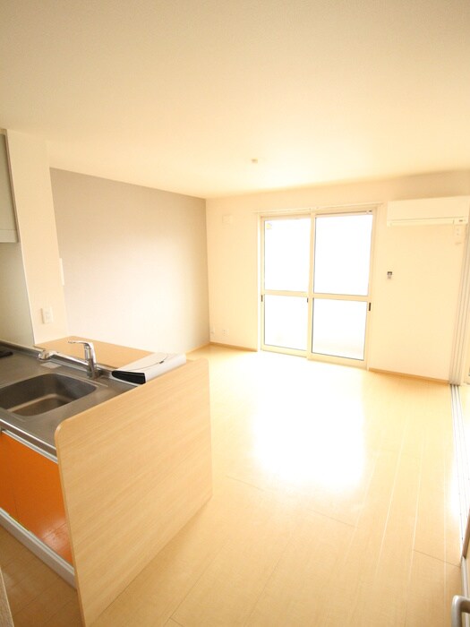 物件内観写真16　(居室)