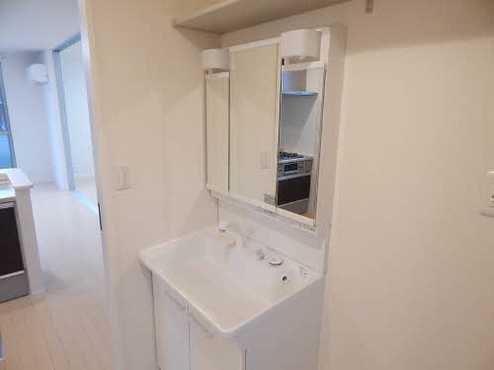 物件内観写真5　(洗面)