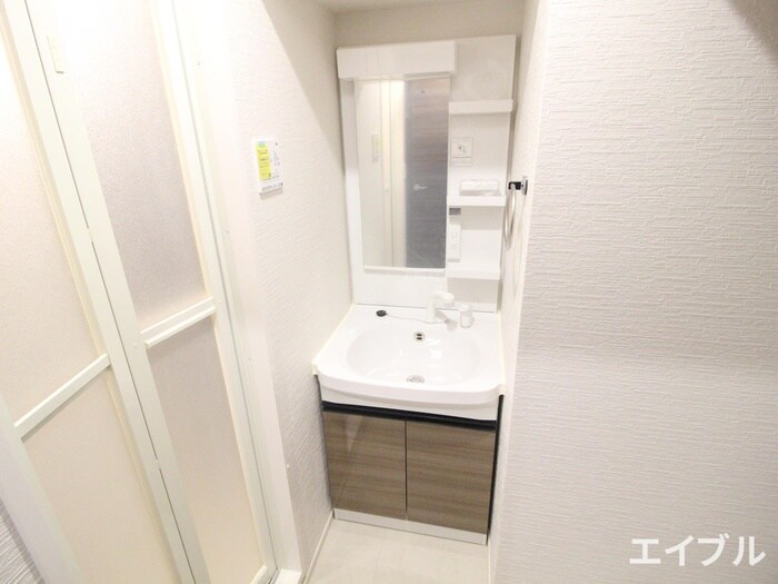 物件内観写真11　(洗面)