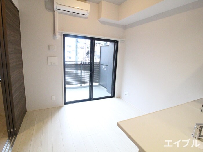 物件内観写真11　(居室)