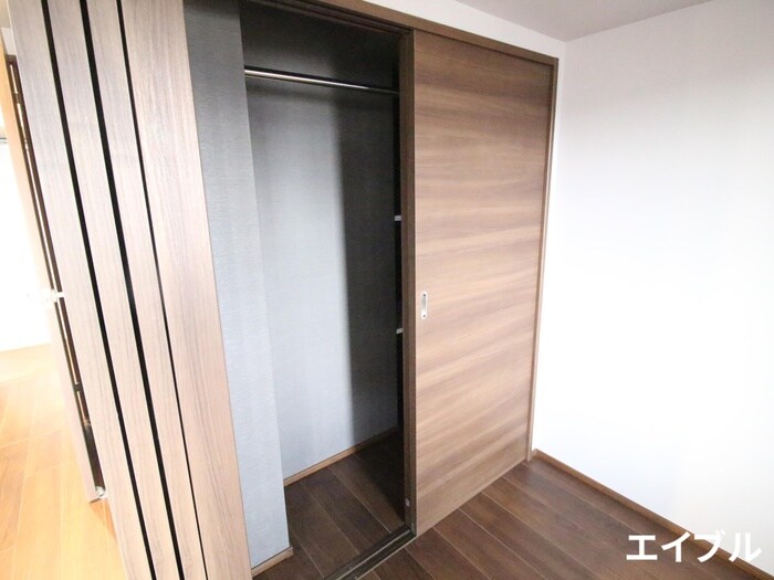 物件内観写真13　(収納)