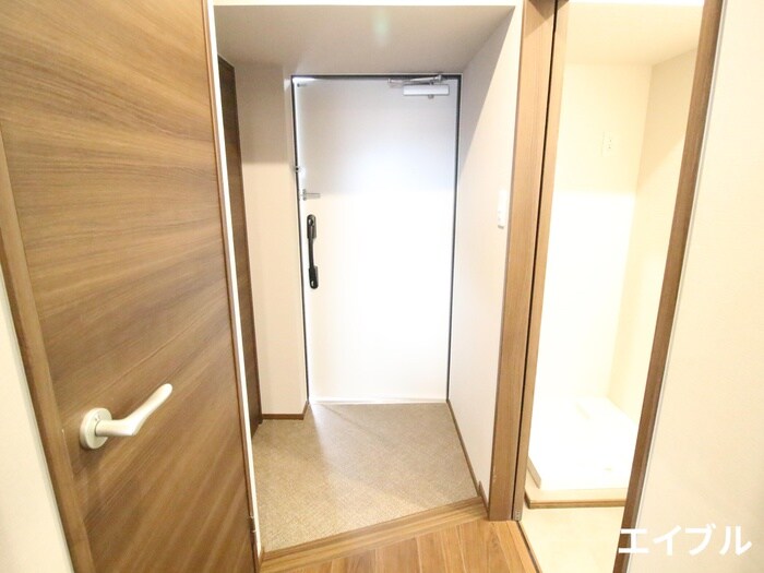 物件内観写真17　(廊下)