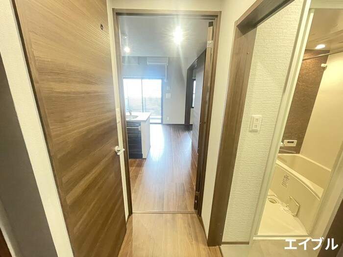 物件内観写真21　(廊下)