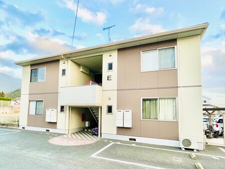 ハ－ティストN　E棟外観写真