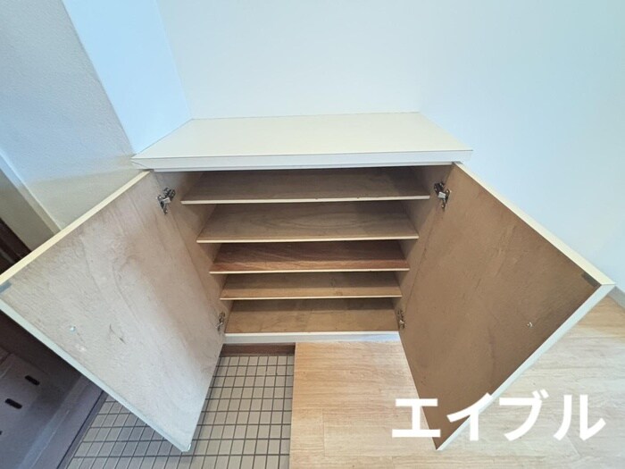 物件内観写真17　(靴箱)