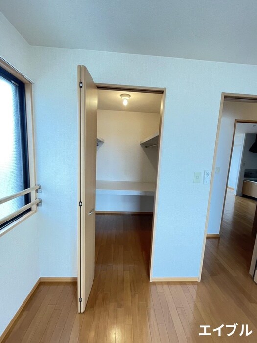 物件内観写真19　(収納)