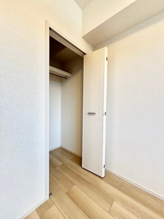 物件内観写真12　(収納)