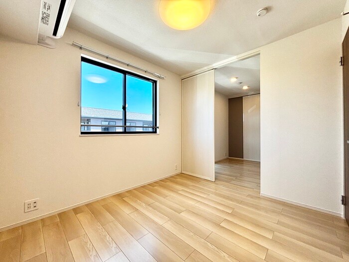 物件内観写真17　(内観写真)