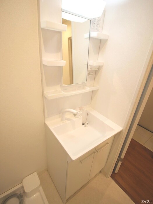 物件内観写真9　(洗面)