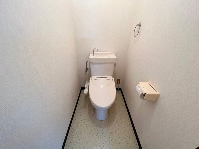 物件内観写真11　(トイレ)