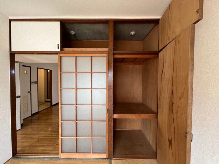 物件内観写真13　(収納)