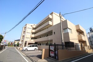 野仲ビル参号館外観写真