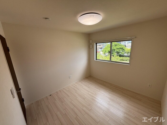 物件内観写真6　(居室)