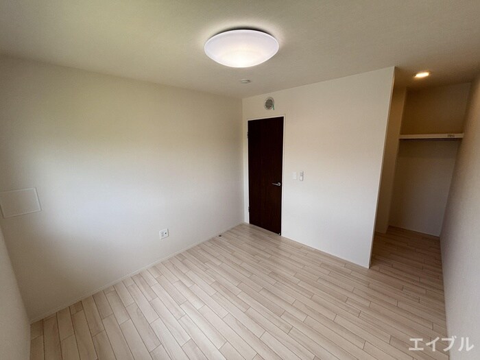 物件内観写真6　(居室)