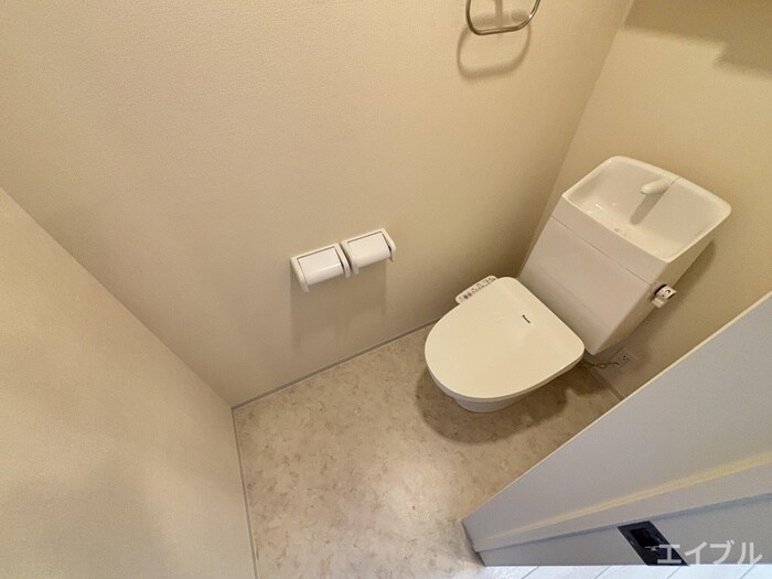 物件内観写真11　(トイレ)