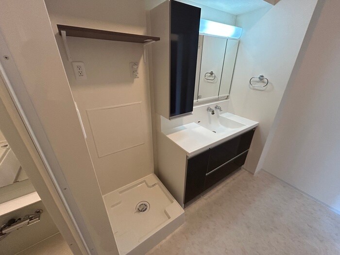 物件内観写真12　(洗面)