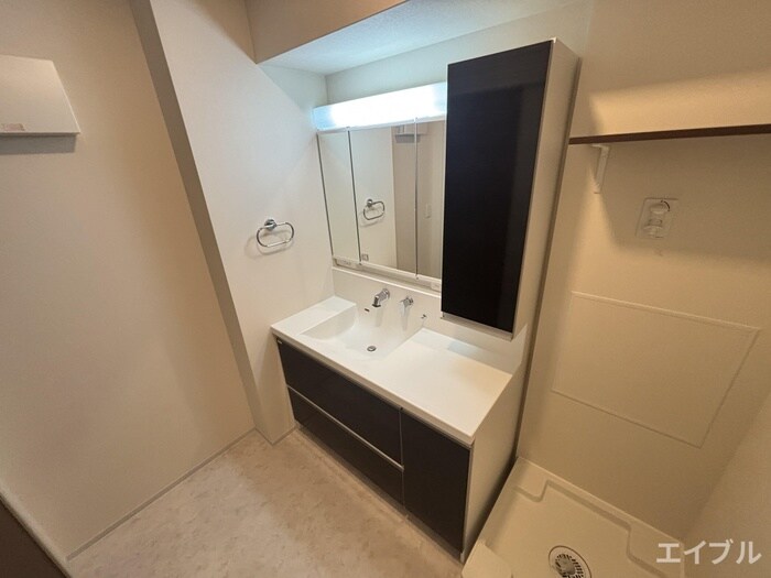 物件内観写真12　(洗面)