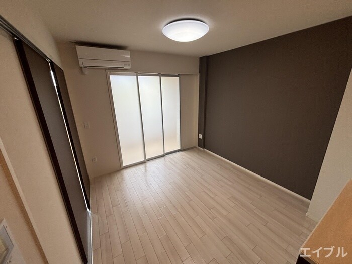 物件内観写真15　(居室)