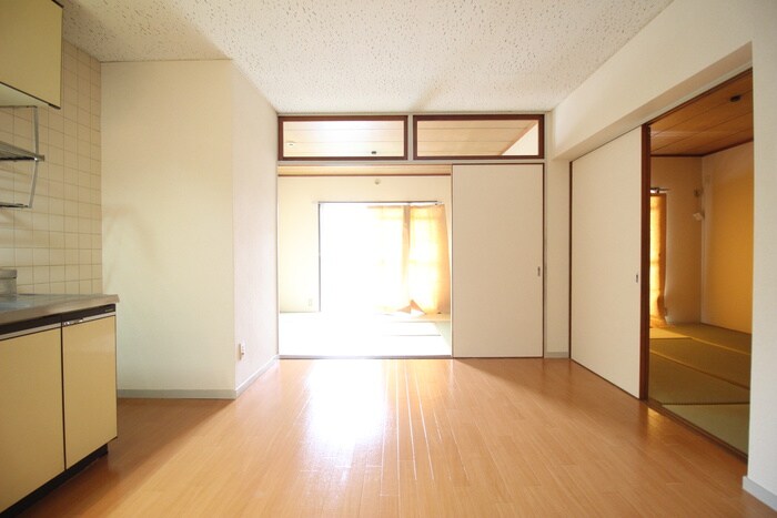 物件内観写真7　(居室)