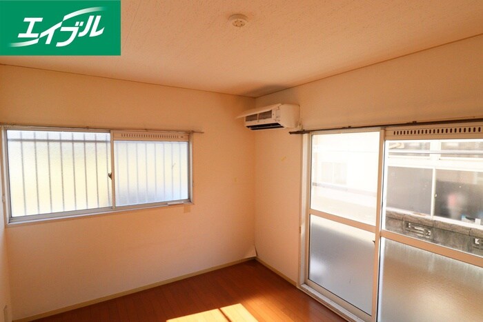 物件内観写真6　(居室)