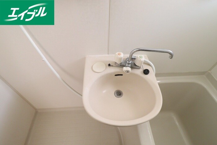 物件内観写真11　(洗面)