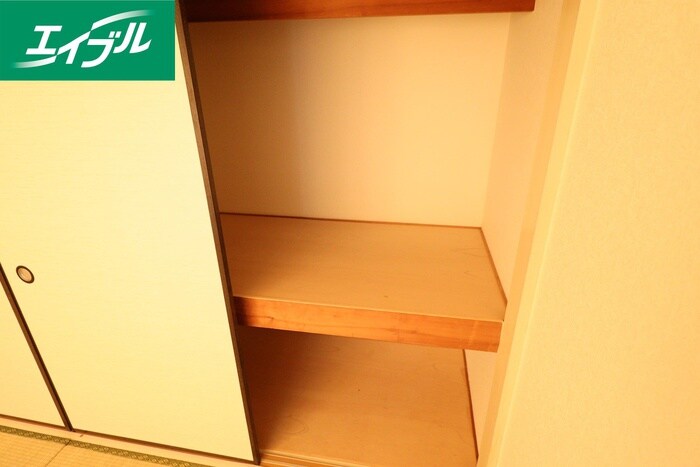 物件内観写真13　(収納)