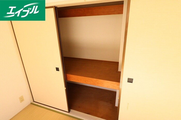 物件内観写真13　(収納)