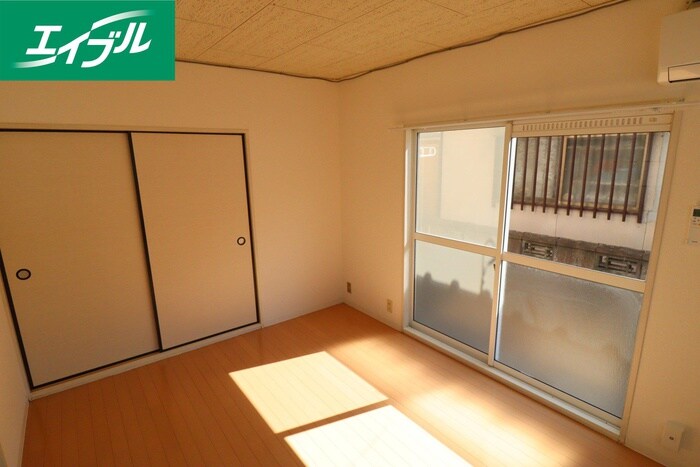 物件内観写真19　(居室)