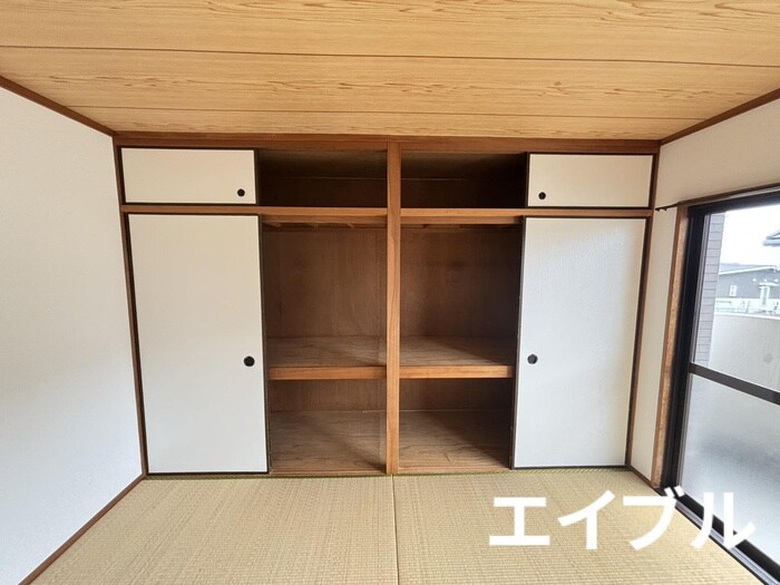 物件内観写真13　(収納)