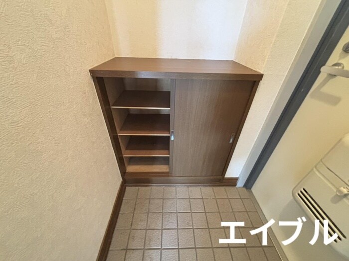 物件内観写真17　(玄関)