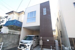 リ－ブラ長丘外観写真