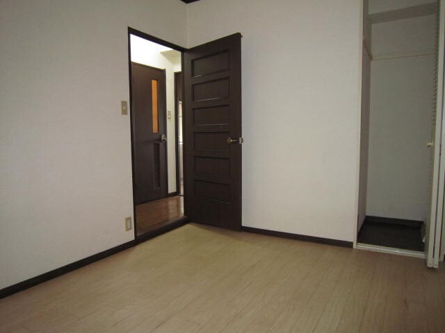 物件内観写真6　(内観写真)