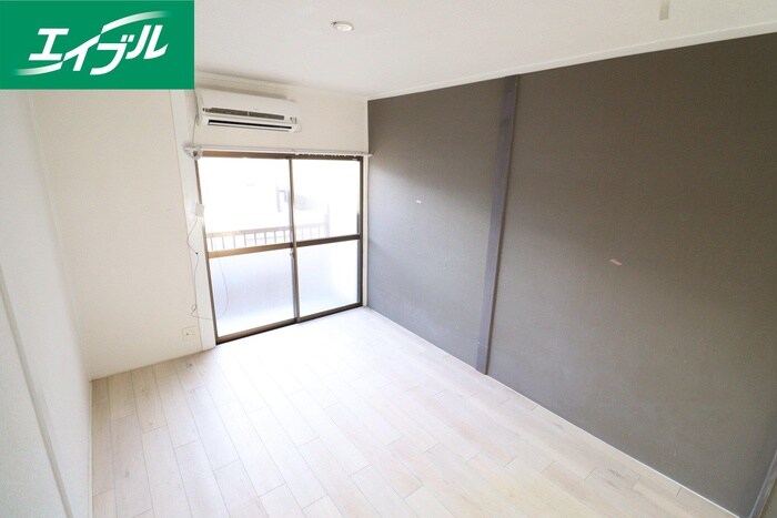 物件内観写真6　(居室)