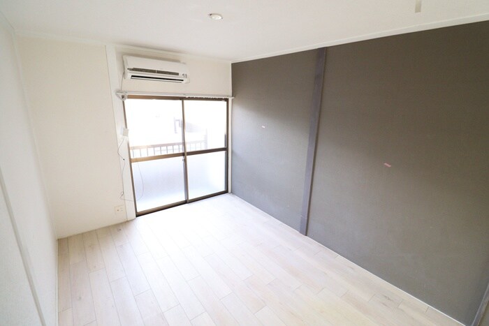 物件内観写真6　(居室)