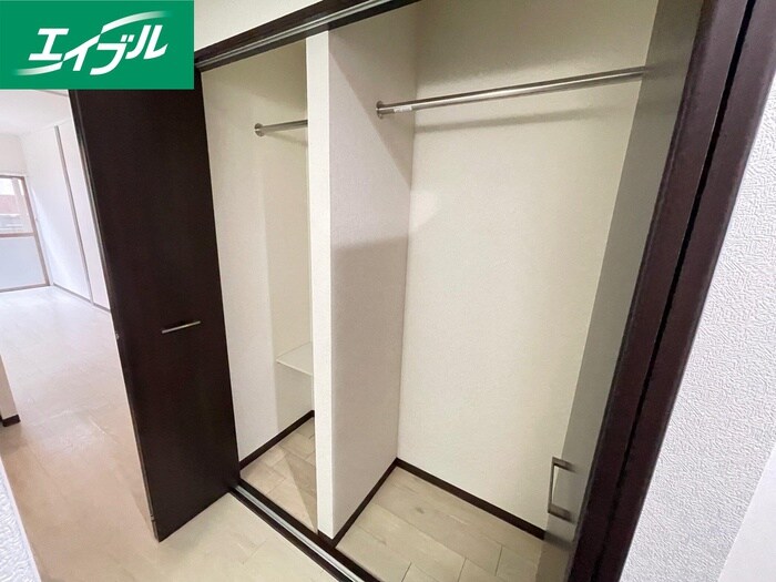 物件内観写真13　(収納)