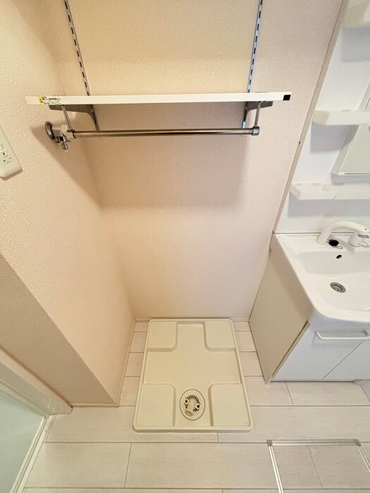 物件内観写真14　(洗濯機置場)