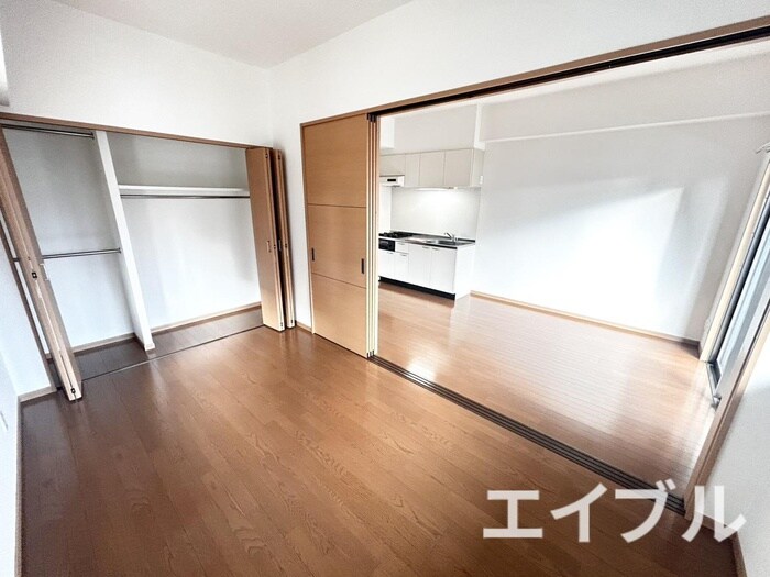 物件内観写真18　(居室)