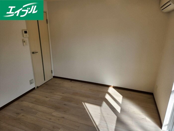 物件内観写真17　(内観写真)