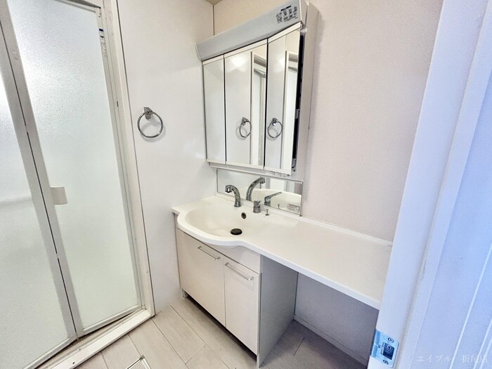 物件内観写真10　(洗面)