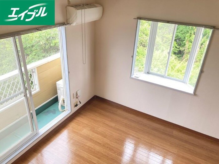 物件内観写真9　(居室)