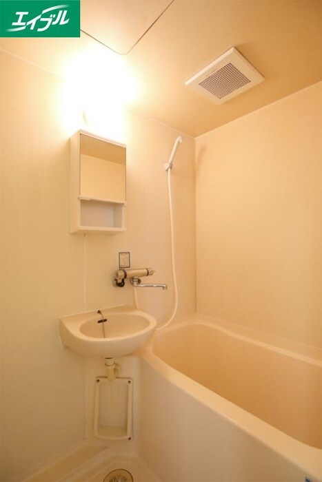 物件内観写真10　(バス／シャワールーム等)