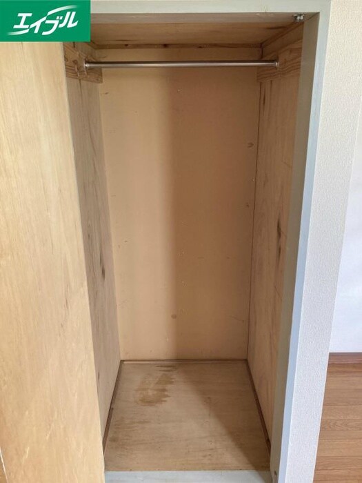 物件内観写真13　(収納)