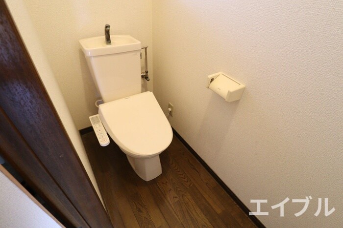 物件内観写真8　(トイレ)