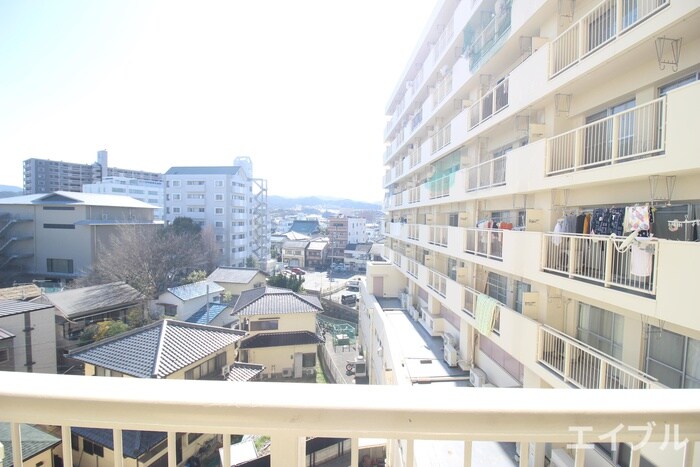 物件内観写真18　(室内からの展望)