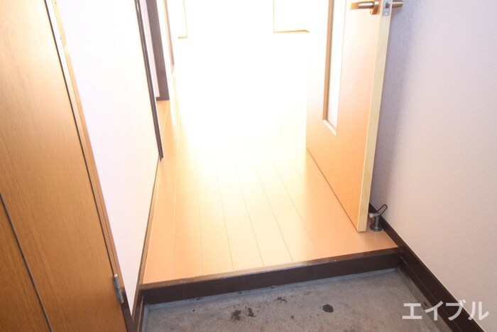 物件内観写真22　(廊下)