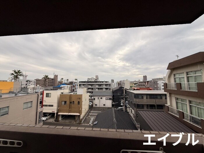 物件内観写真16　(室内からの展望)