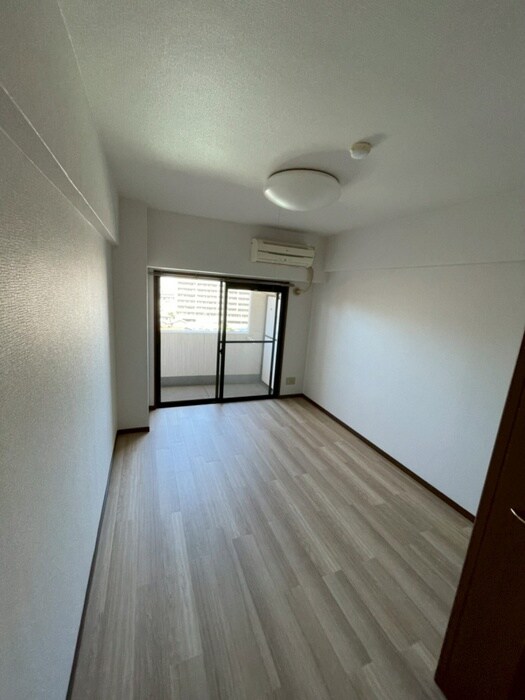 物件内観写真6　(居室)